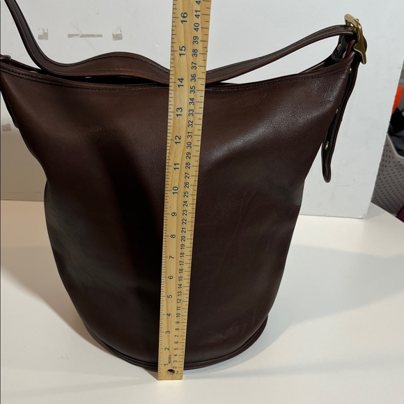 Vintage Coach Duffle Sac – Style 9085 – Maple - Picture 10 of 10